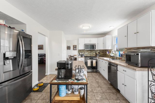 124 Millcroft Place, Delaware, OH 43015