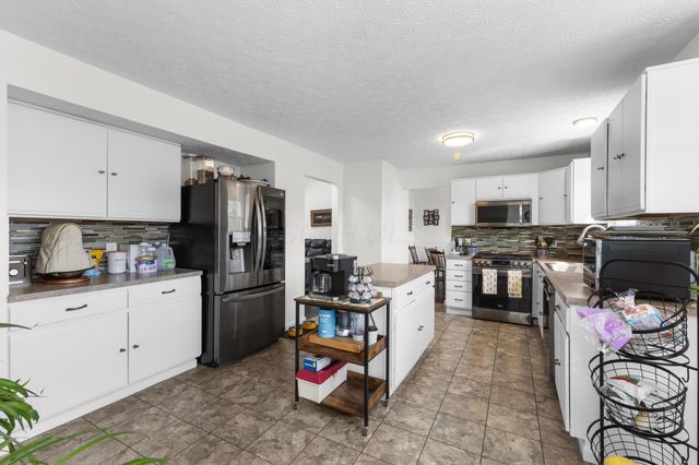 124 Millcroft Place, Delaware, OH 43015