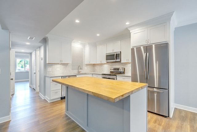 7 Rudwick Circle, Goose Creek, SC 29445