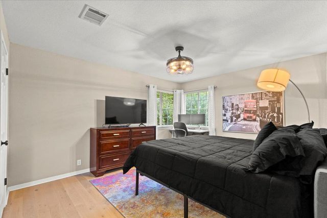 10910 Chestnut Ridge RD, Austin, TX 78726