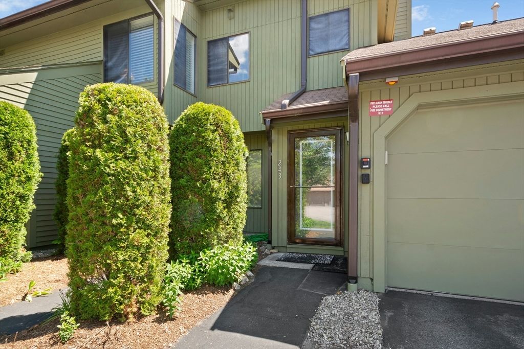 243 Trailside Way 243, Ashland, MA 01721