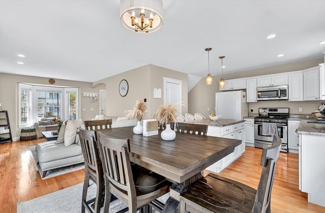 96 Turtle Brook Road 18-3, Canton, MA 02021