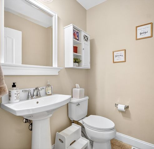 96 Turtle Brook Road 18-3, Canton, MA 02021