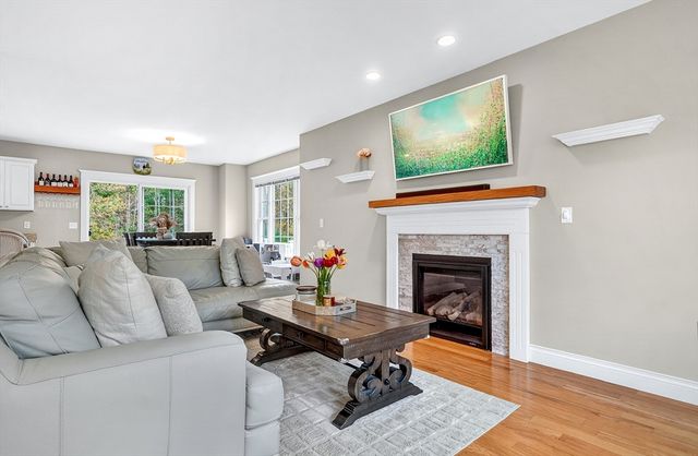 96 Turtle Brook Road 18-3, Canton, MA 02021