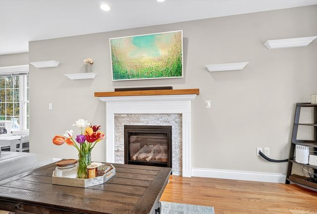 96 Turtle Brook Road 18-3, Canton, MA 02021