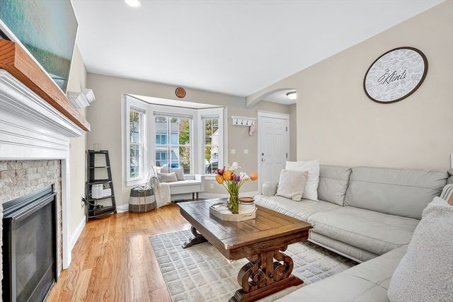 96 Turtle Brook Road 18-3, Canton, MA 02021