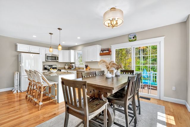 96 Turtle Brook Road 18-3, Canton, MA 02021