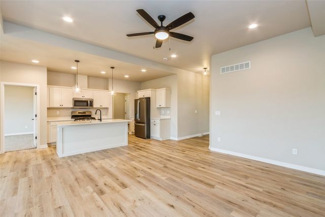 745 Chamberlin Lane, North Liberty, IA 52317