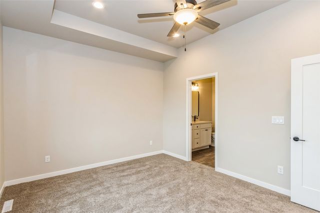 745 Chamberlin Lane, North Liberty, IA 52317