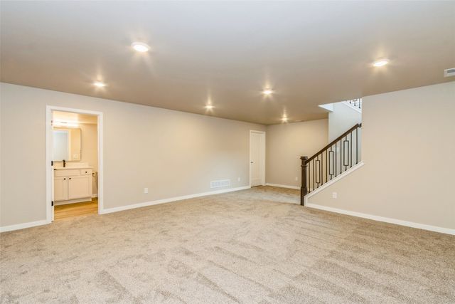 745 Chamberlin Lane, North Liberty, IA 52317