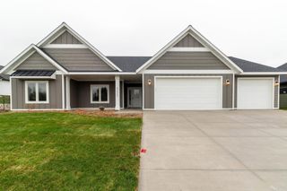 3223 Bella Terra Road NE, Rochester, MN 55906