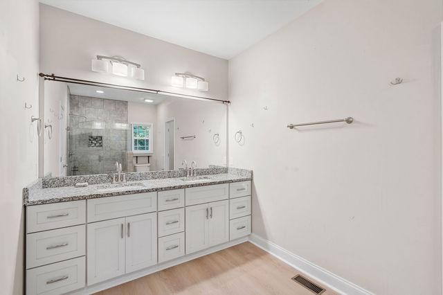 3047 Gracie Ann Dr, Greenbrier, TN 37073