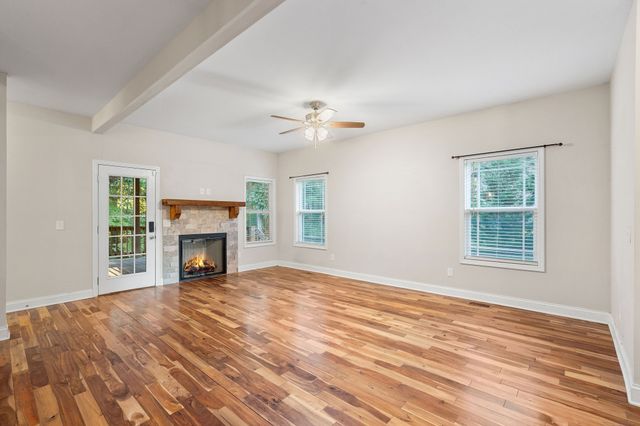 3047 Gracie Ann Dr, Greenbrier, TN 37073