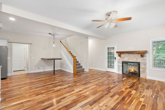3047 Gracie Ann Dr, Greenbrier, TN 37073