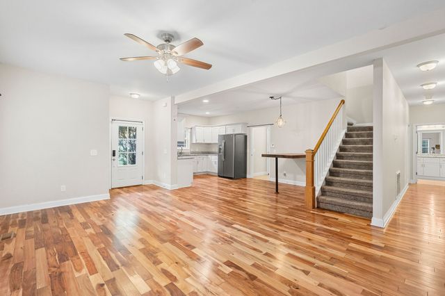 3047 Gracie Ann Dr, Greenbrier, TN 37073