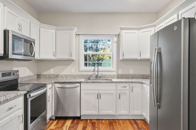 3047 Gracie Ann Dr, Greenbrier, TN 37073