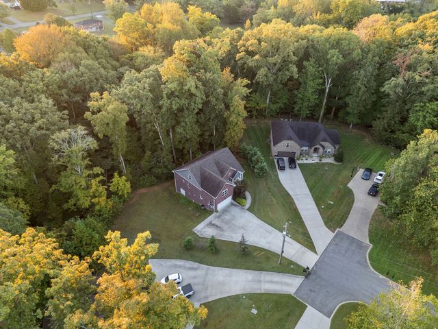 3047 Gracie Ann Dr, Greenbrier, TN 37073