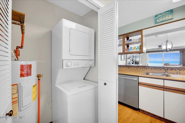 2112 Surfrider Court, Kure Beach, NC 28449