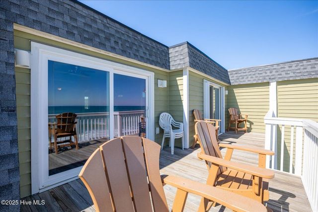 2112 Surfrider Court, Kure Beach, NC 28449