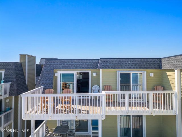 2112 Surfrider Court, Kure Beach, NC 28449