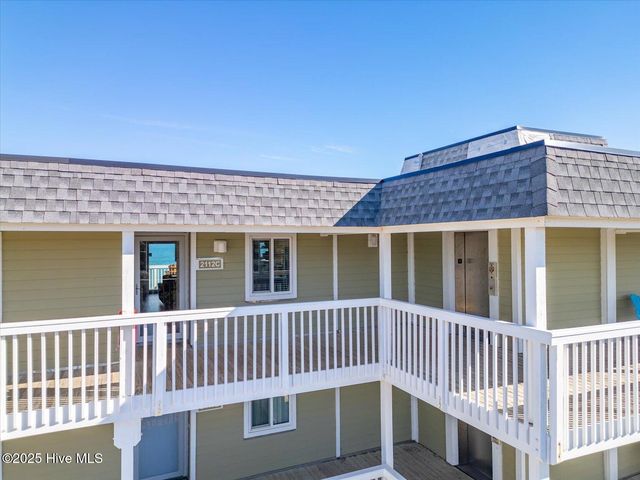 2112 Surfrider Court, Kure Beach, NC 28449
