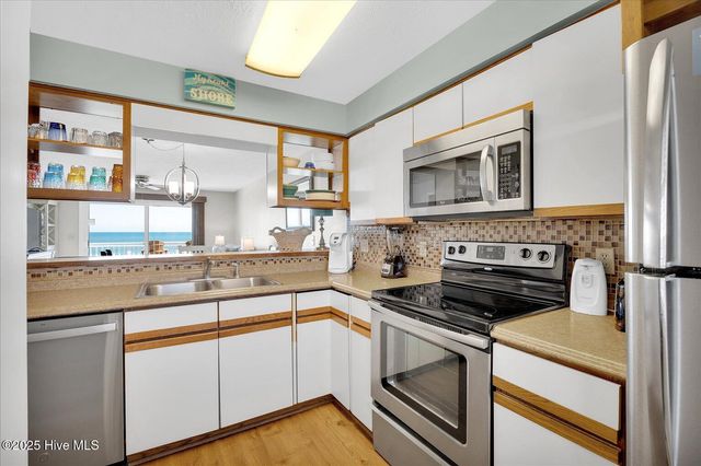 2112 Surfrider Court, Kure Beach, NC 28449