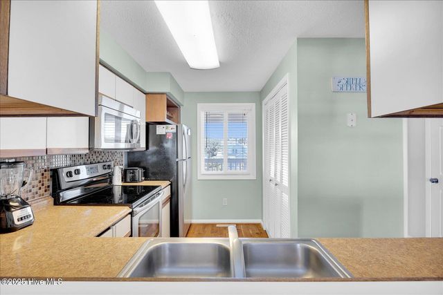 2112 Surfrider Court, Kure Beach, NC 28449