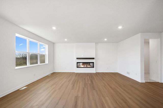 19987 Gadston Lane, Lakeville, MN 55044