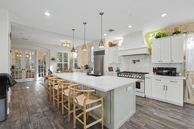 55 S Bethany Bend Circle, Spring, TX 77382