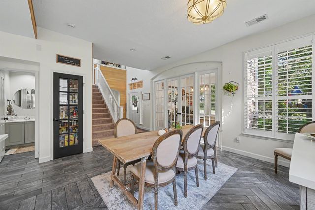 55 S Bethany Bend Circle, Spring, TX 77382