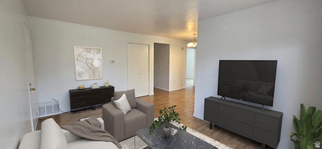 Image 2 of property listing at 1030 E QUAIL VISTA CT #K, Millcreek, UT 84117