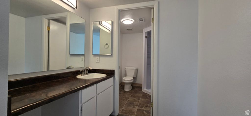 Image 11 of property listing at 1030 E QUAIL VISTA CT #K, Millcreek, UT 84117