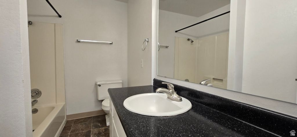 Image 14 of property listing at 1030 E QUAIL VISTA CT #K, Millcreek, UT 84117