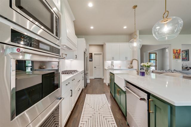 301 Sharla Smelley Road, Weatherford, TX 76088