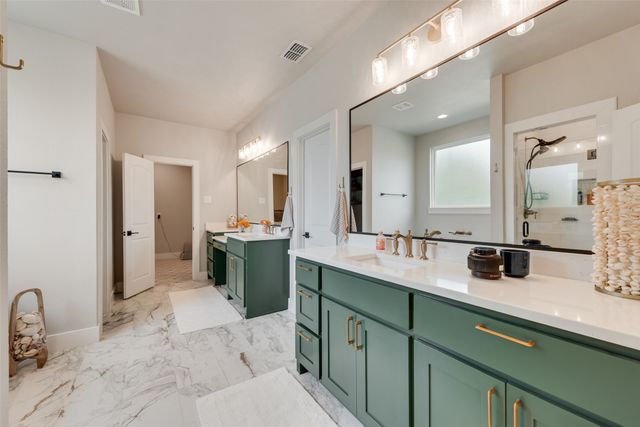 301 Sharla Smelley Road, Weatherford, TX 76088