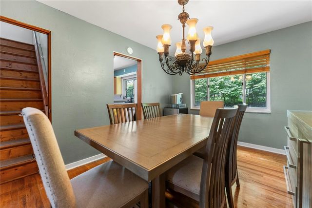 424 Bower Hill Rd., Mt Lebanon, PA 15228