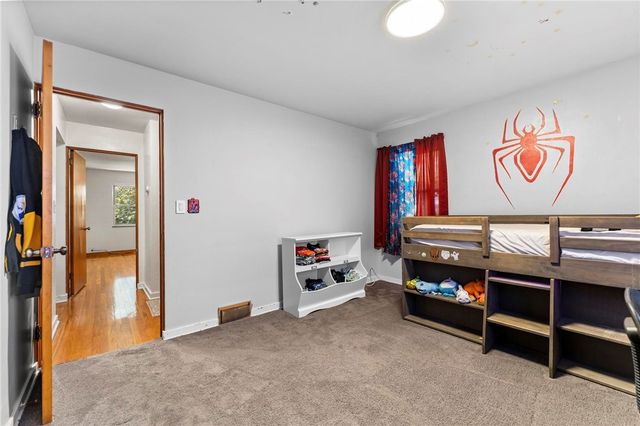 424 Bower Hill Rd., Mt Lebanon, PA 15228