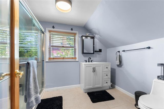 424 Bower Hill Rd., Mt Lebanon, PA 15228