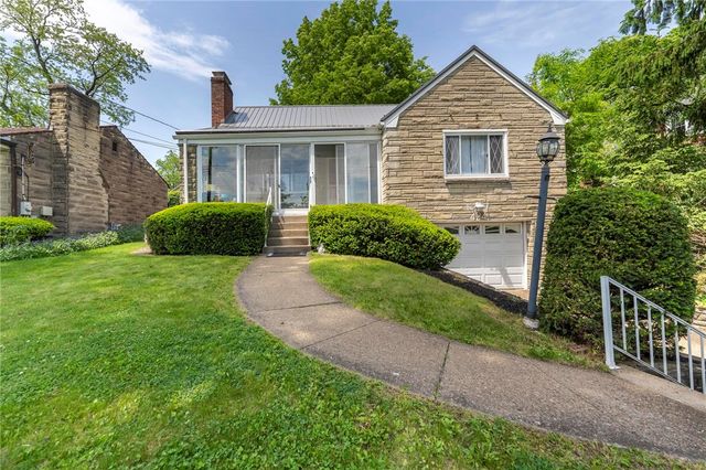 424 Bower Hill Rd., Mt Lebanon, PA 15228