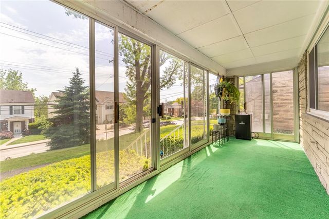 424 Bower Hill Rd., Mt Lebanon, PA 15228