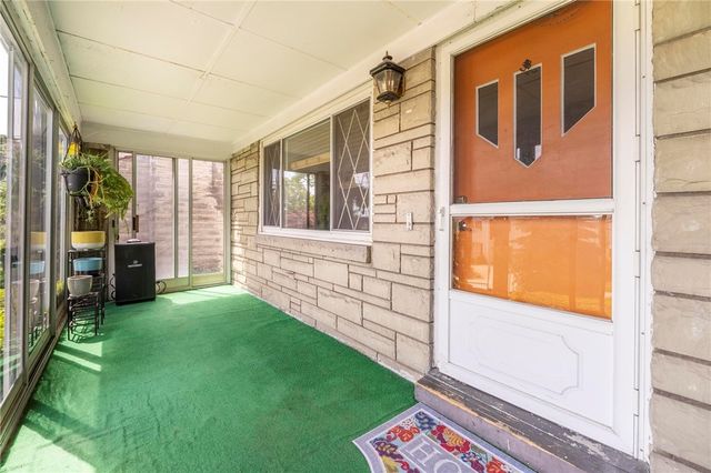 424 Bower Hill Rd., Mt Lebanon, PA 15228