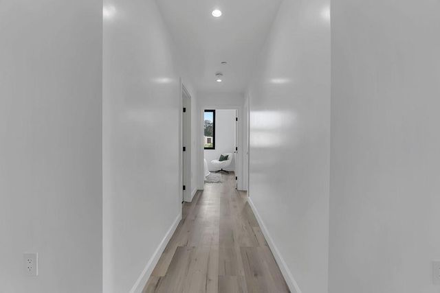 889 McLellan Drive 210, South San Francisco, CA 94080