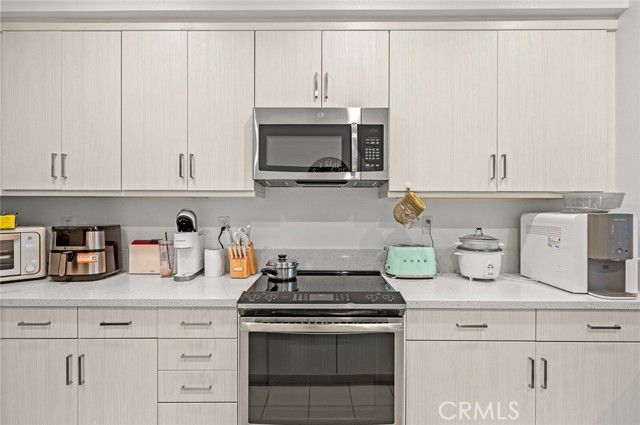 2827 lily ln, El Monte, CA 91733