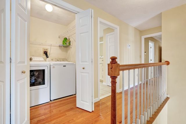 8 Saddle Way, Walpole, MA 02081