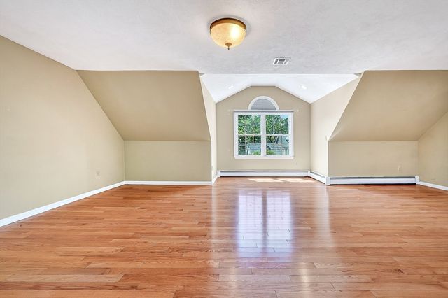 8 Saddle Way, Walpole, MA 02081