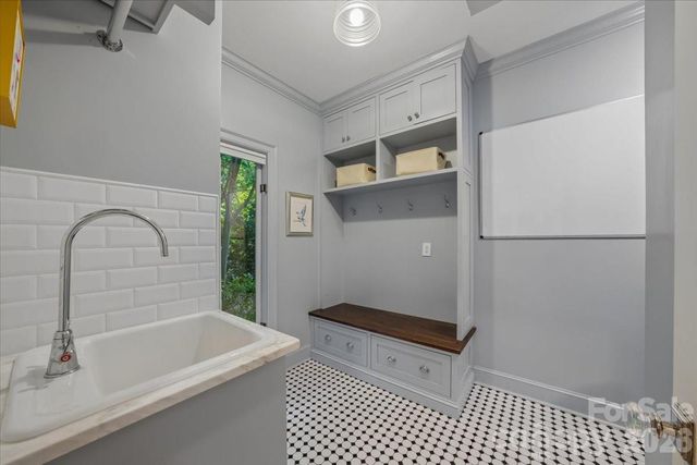 5631 Colony Road, Charlotte, NC 28226