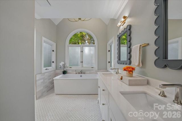 5631 Colony Road, Charlotte, NC 28226