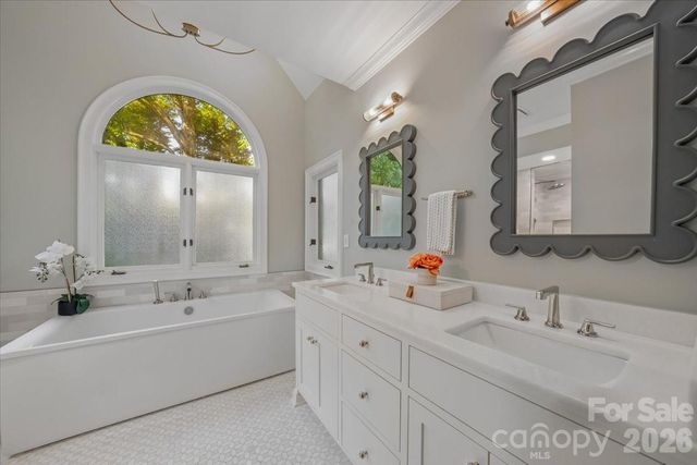 5631 Colony Road, Charlotte, NC 28226
