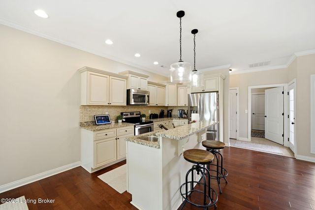 1025 Classic Way, Louisville, KY 40245