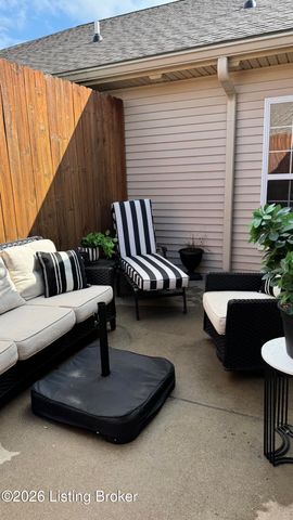 1025 Classic Way, Louisville, KY 40245